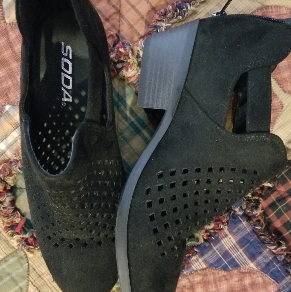Soda brand cutout ankle boots
